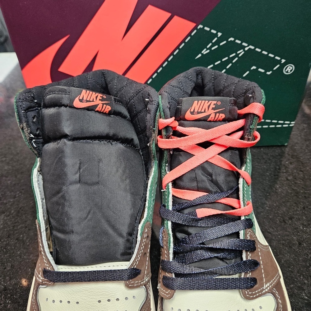 Air Jordan 1 High OG Hand Crafted sz 8 - Picture 8 of 11